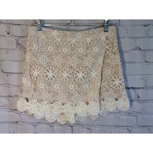 Chelsea & Violet Shorts Women’s Size S CoastalCore Beachy Cream Lace Overlay